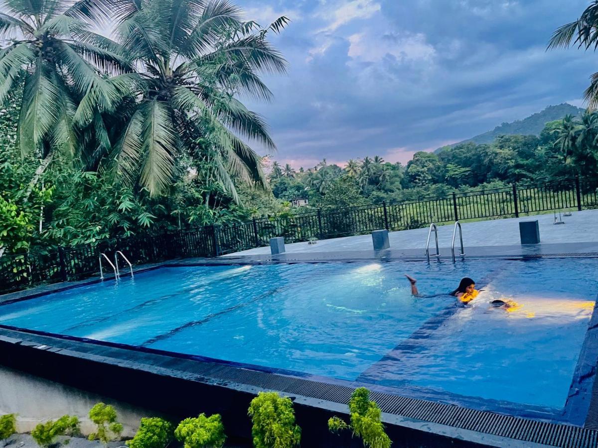 Hotel Travellers Halt Ratnapura Exteriér fotografie