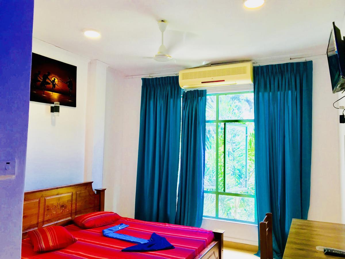 Hotel Travellers Halt Ratnapura Exteriér fotografie
