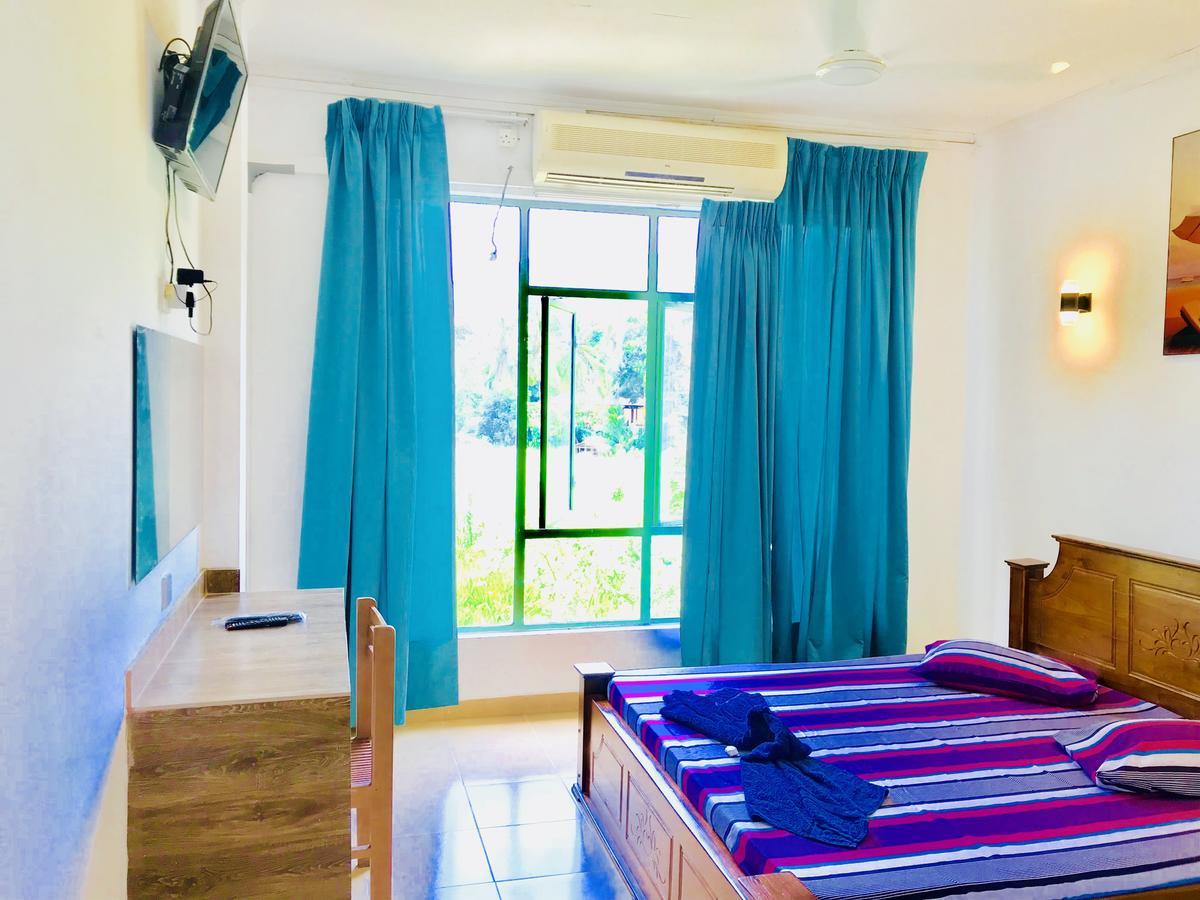 Hotel Travellers Halt Ratnapura Exteriér fotografie